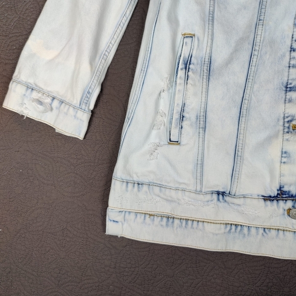 Free People We The Free Destroyed Long & Lean Trucker Jacket Oversized Denim Med - Picture 6 of 11